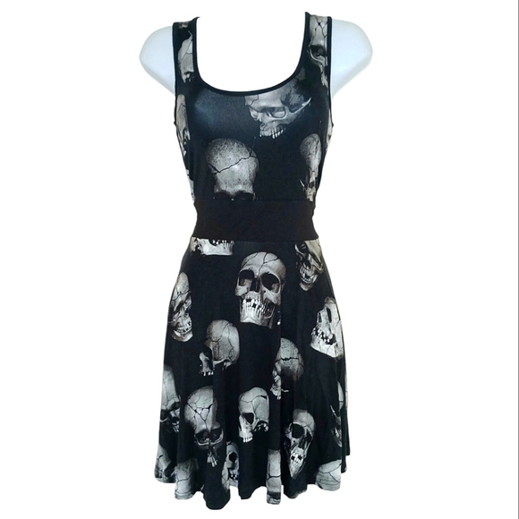 Killstar HEADS ROLLIN gray black skull goth punk skater dress size small - Picture 2 of 3